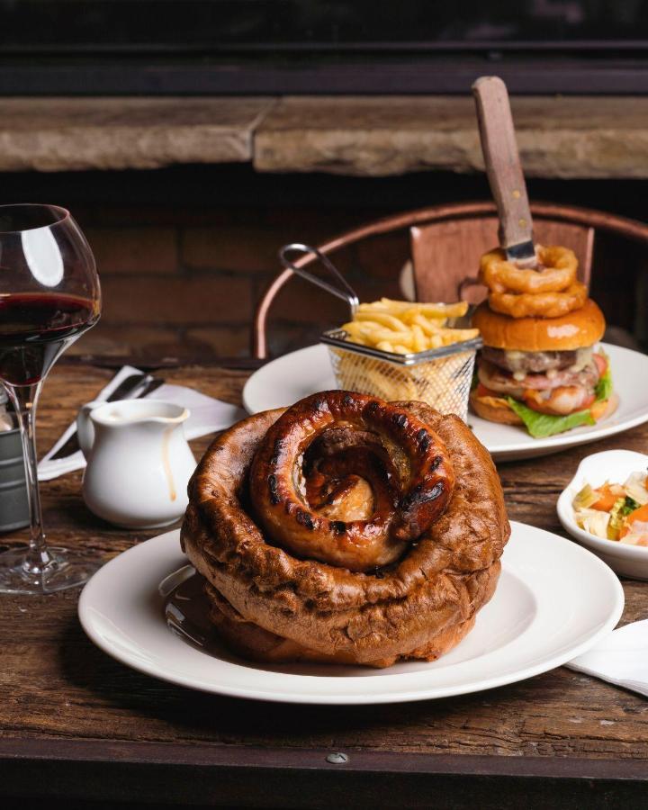 The Tan Hill Inn Keld エクステリア 写真