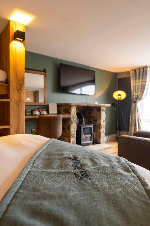 The Tan Hill Inn Keld エクステリア 写真