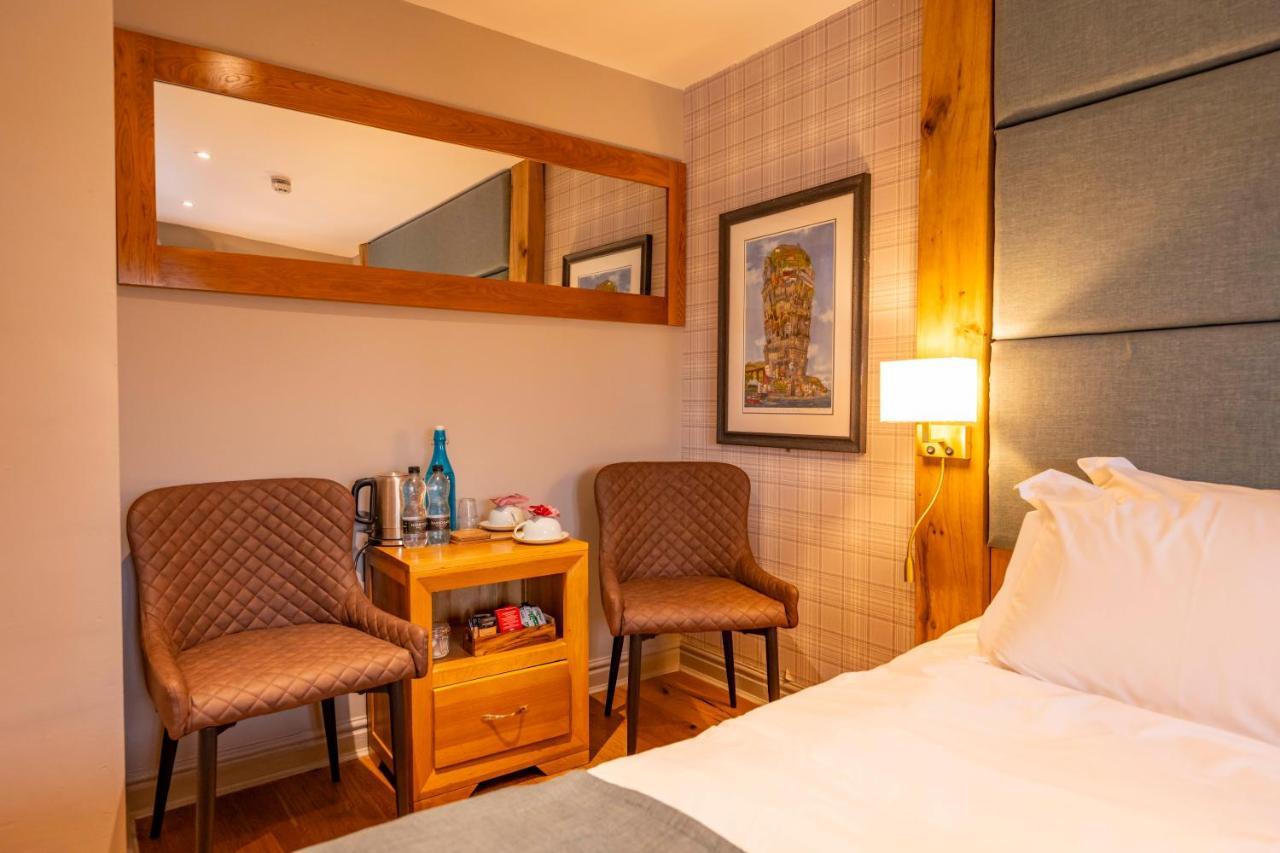 The Tan Hill Inn Keld エクステリア 写真