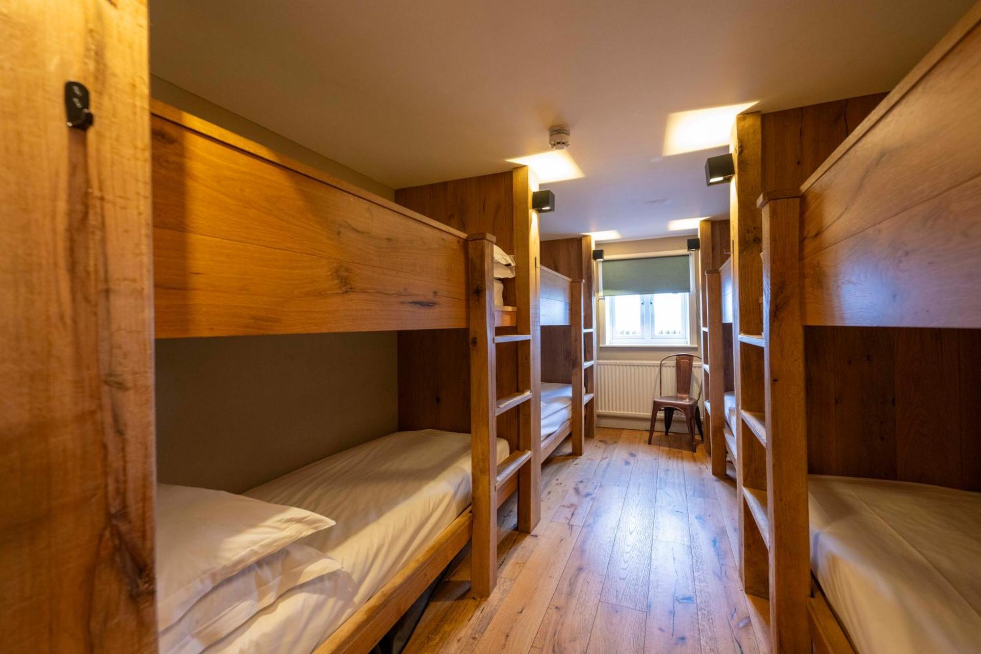 The Tan Hill Inn Keld エクステリア 写真