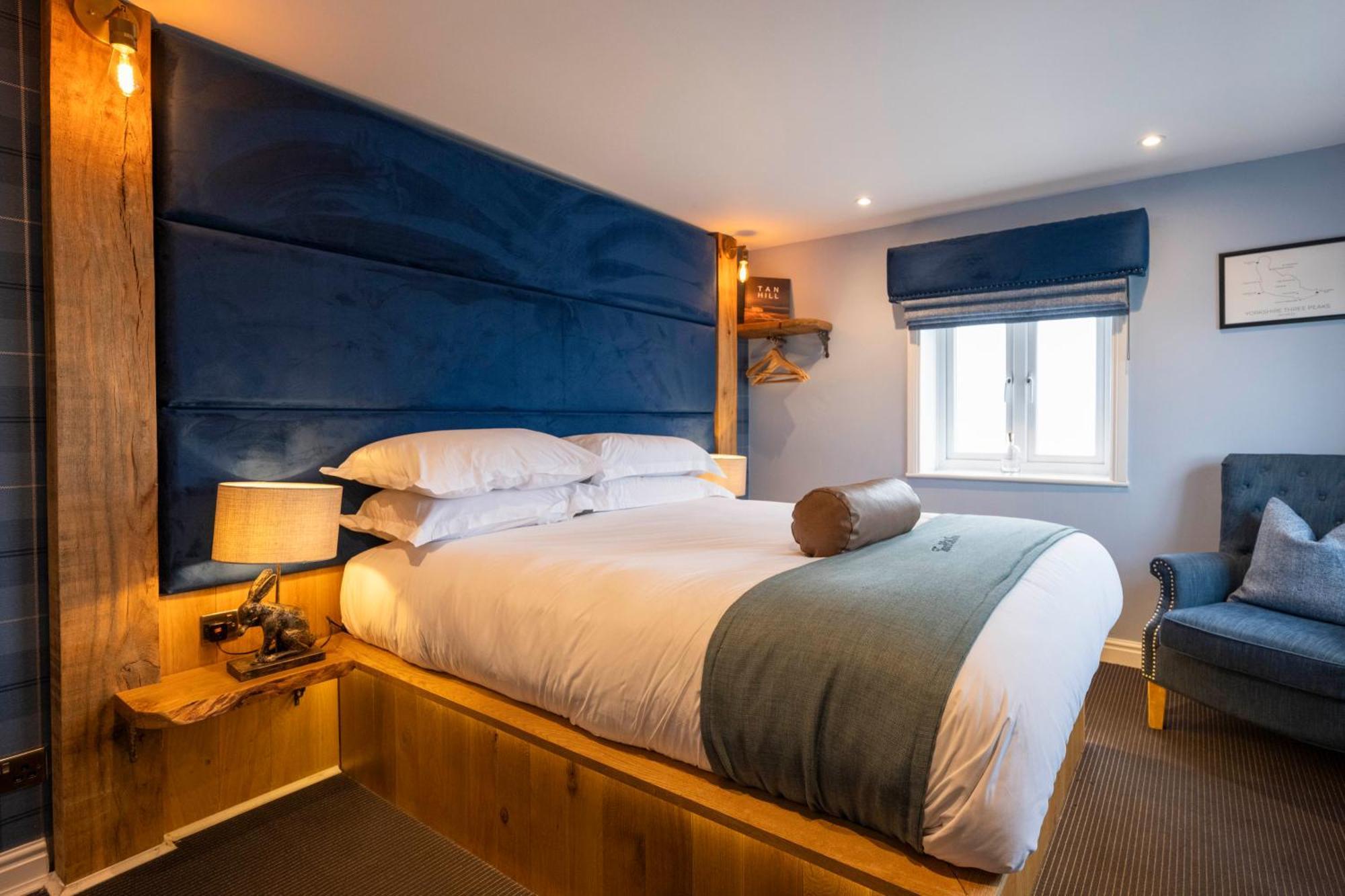 The Tan Hill Inn Keld エクステリア 写真