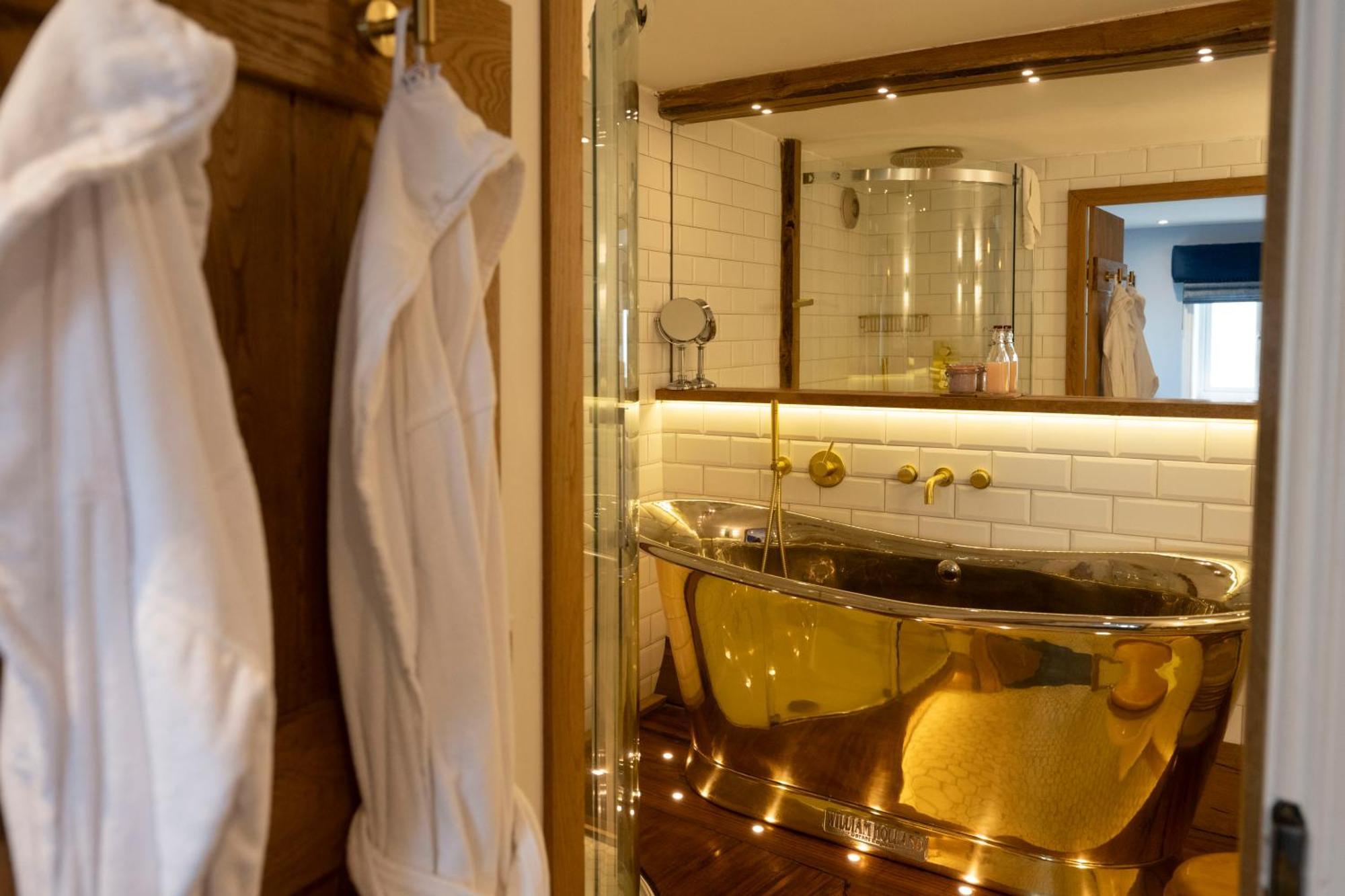 The Tan Hill Inn Keld エクステリア 写真