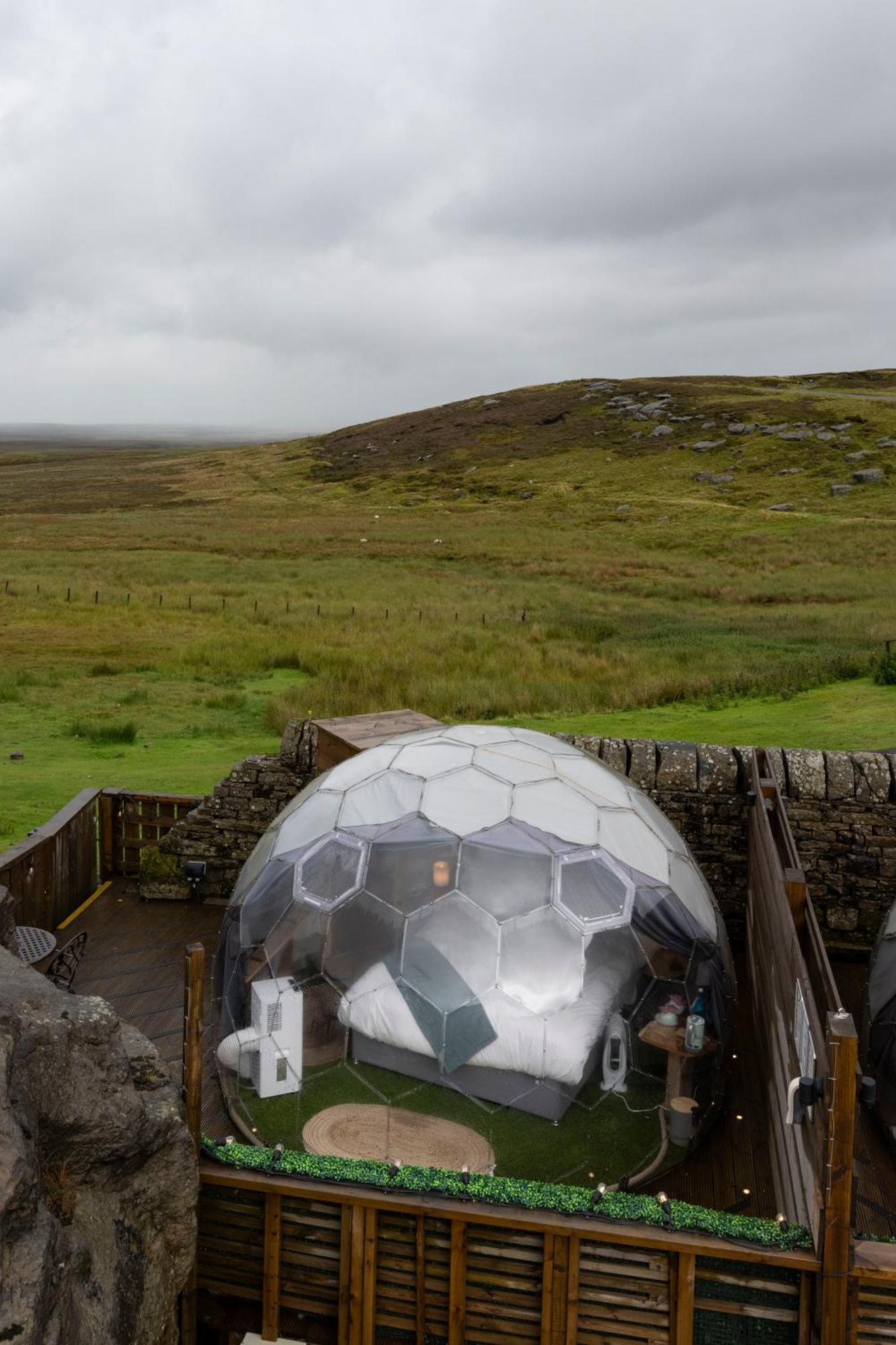 The Tan Hill Inn Keld エクステリア 写真